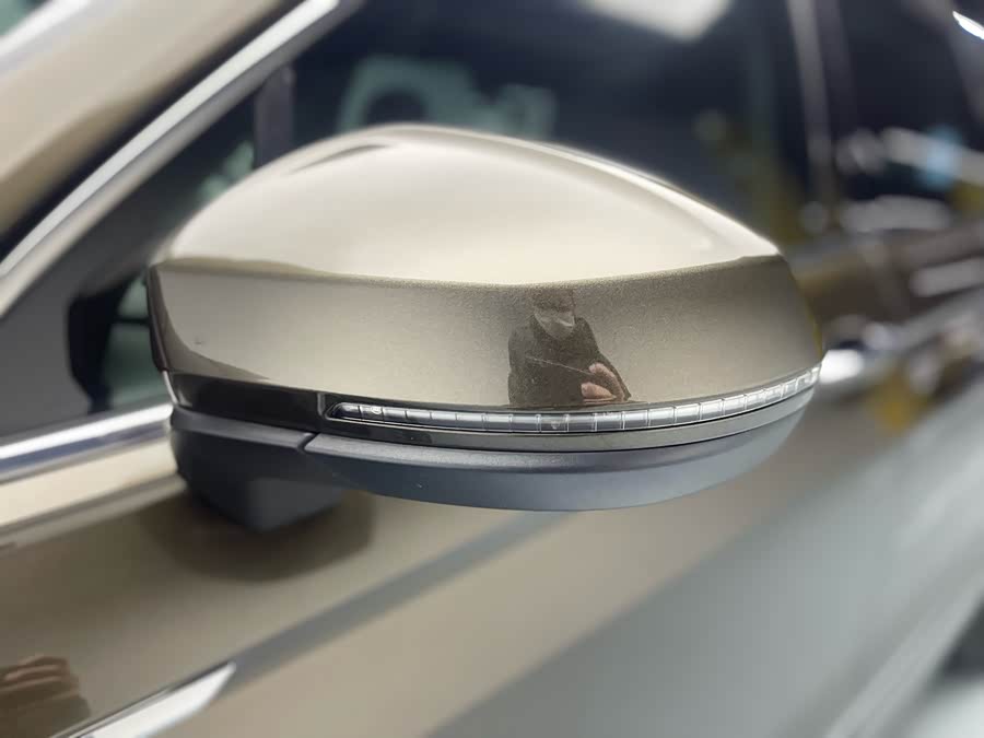 Volkswagen Tiguan L 2020 car image #20