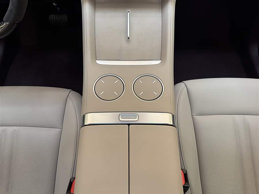 MI YU7 2025 car image #20