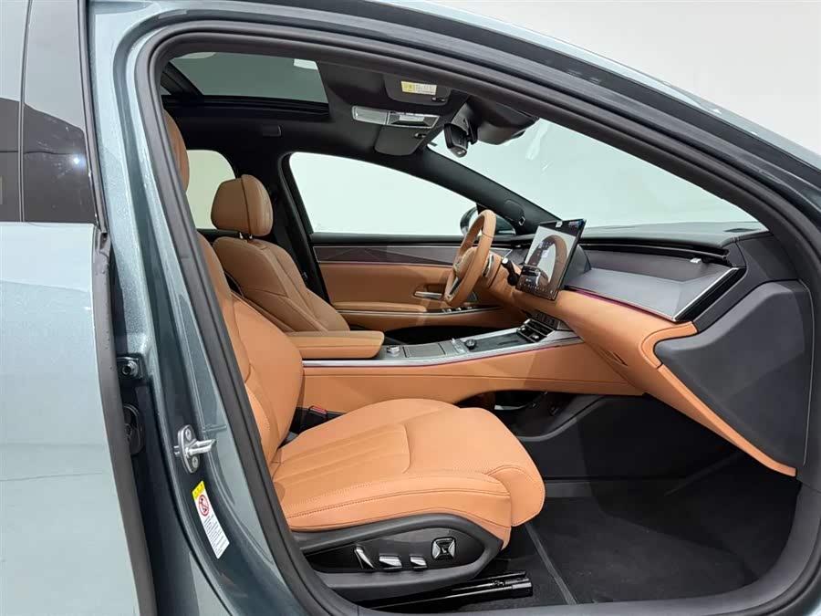 BYD HanL 2025 #20 BYD HanL 2025 car image #20