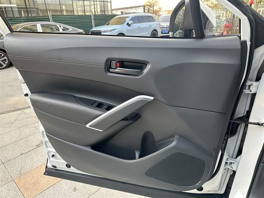 Toyota Corolla Cross 2024 immagine di auto #20