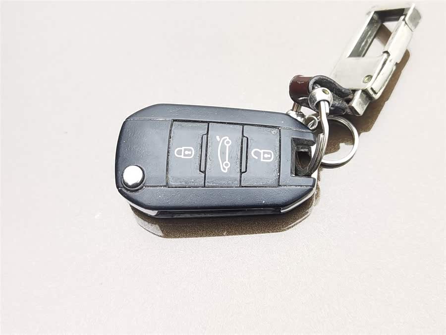 Peugeot 408 2015 immagine di auto #20