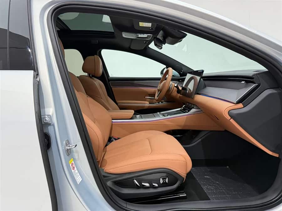 BYD HanL 2025 #20 BYD HanL 2025 صورة سيارة #20