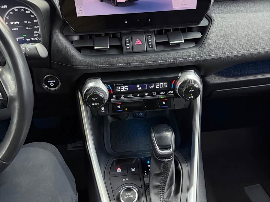 Toyota Wildlander 2023 #20 Toyota Wildlander 2023 изображение автомобиля #20