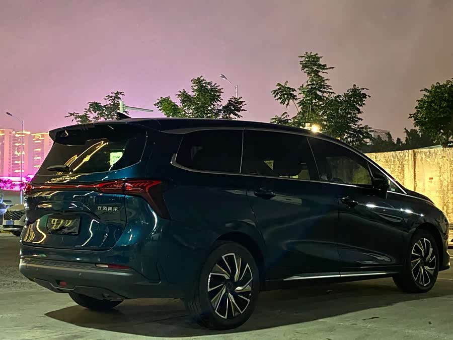 Forthing Yacht 2023 car image #20