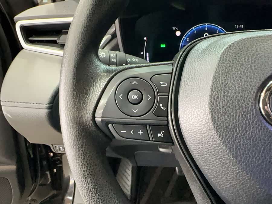 Toyota Corolla Cross 2024 immagine di auto #20