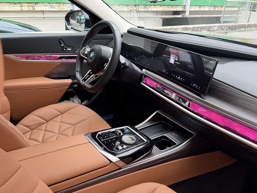 BMW i7 2023 #20 BMW i7 2023 car image #20