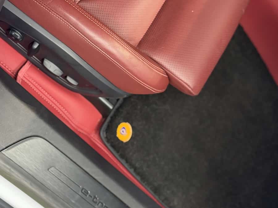 Audi e-tron GT 2024 image de voiture #20