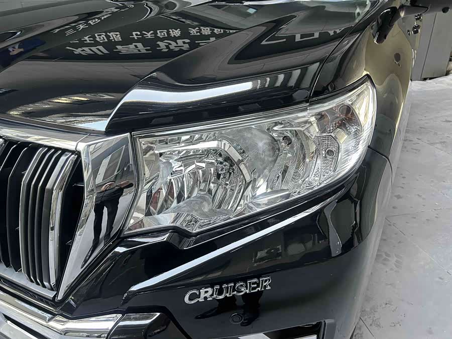 Toyota Land Cruiser Prado 2019 car image #20