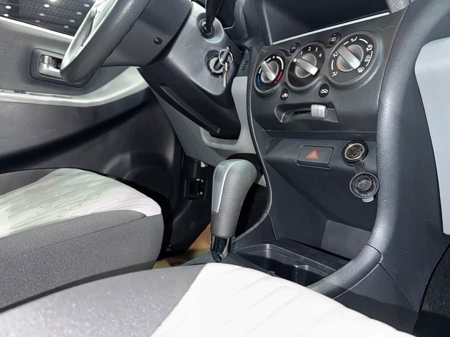 Suzuki Alto 2017 car image #20