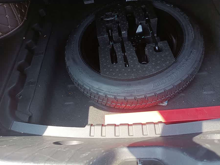 GEELY Preface 2022 car image #20