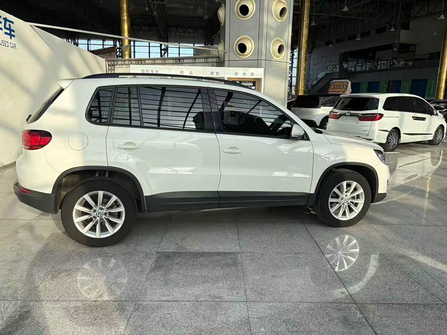 Volkswagen Tiguan 2017 car image #20