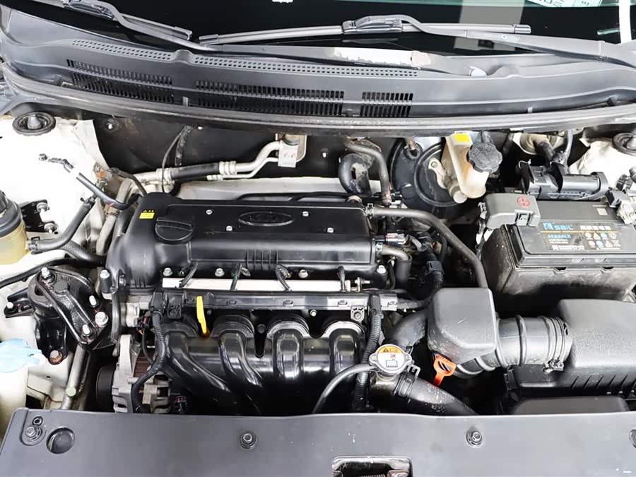 起亚 起亚K2 2012 汽车图片 #20