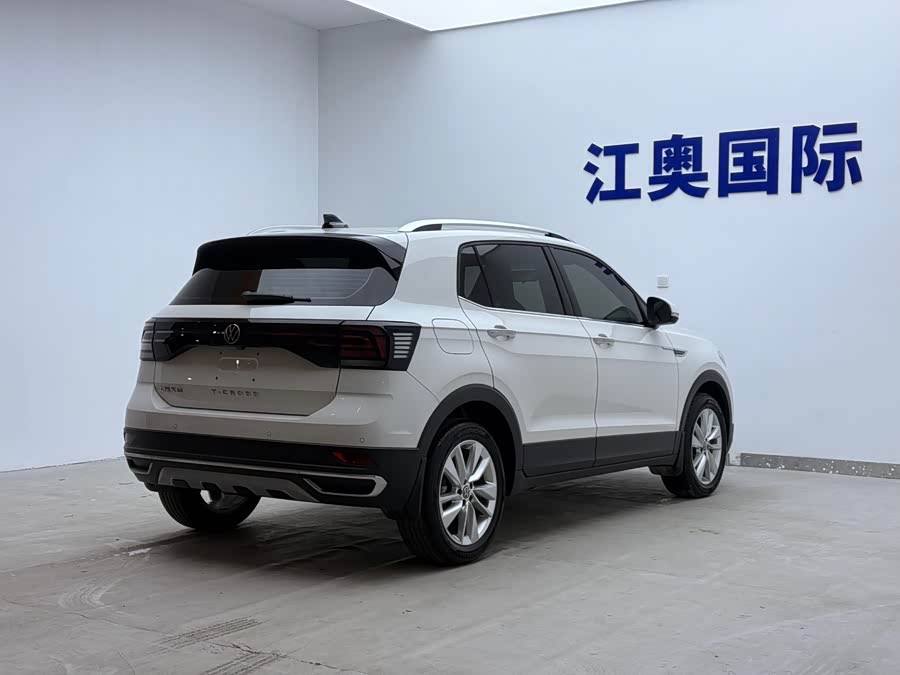 Volkswagen T-Cross 2021 car image #20