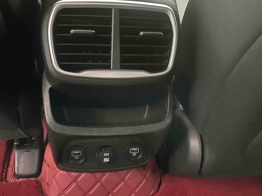 Hyundai ix25 2018 car image #20