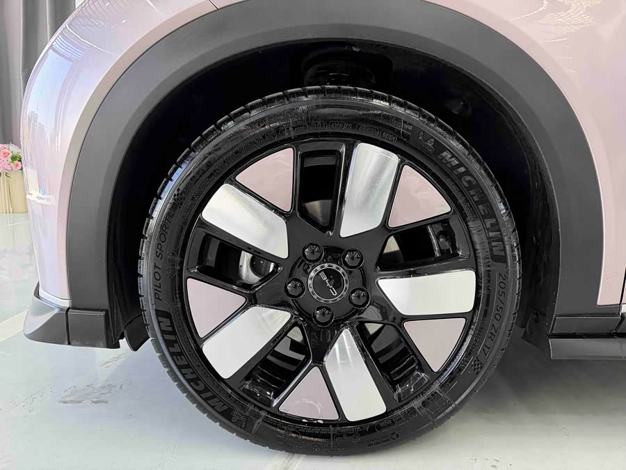 BYD Dolphin 2022 #20 BYD Dolphin 2022 car image #20