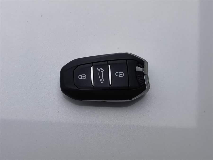 Peugeot 4008 2018 #20 Peugeot 4008 2018 car image #20