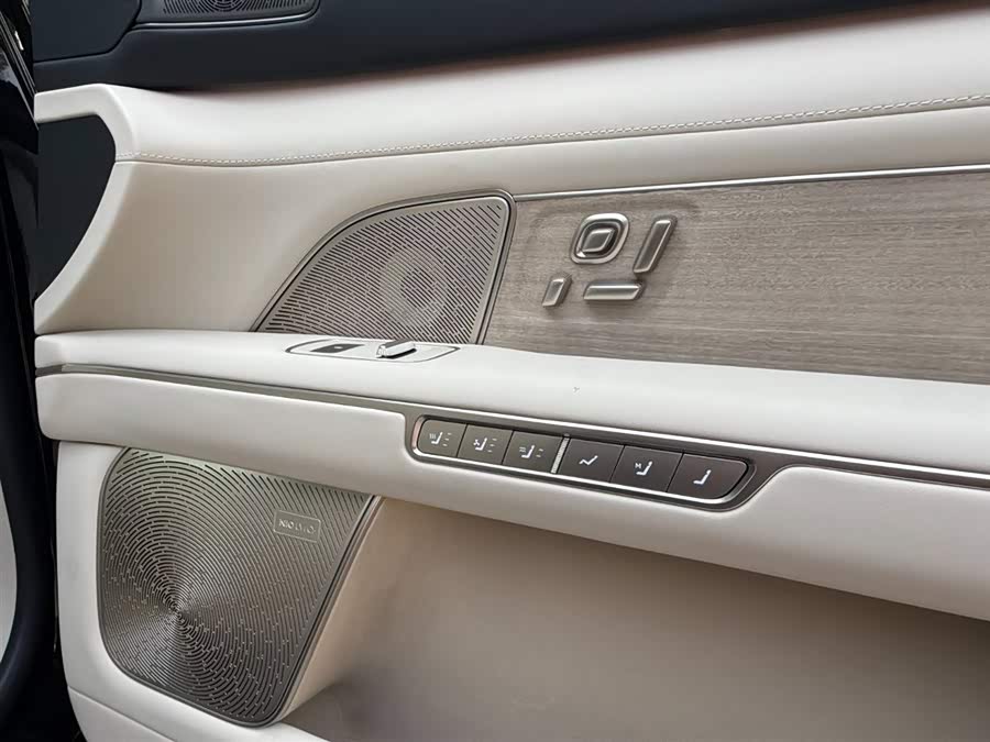 蔚来 蔚来ES8 2025 汽车图片 #20