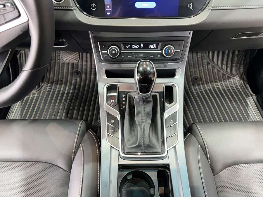 GEELY Emgrand 2019 #20 GEELY Emgrand 2019 immagine di auto #20