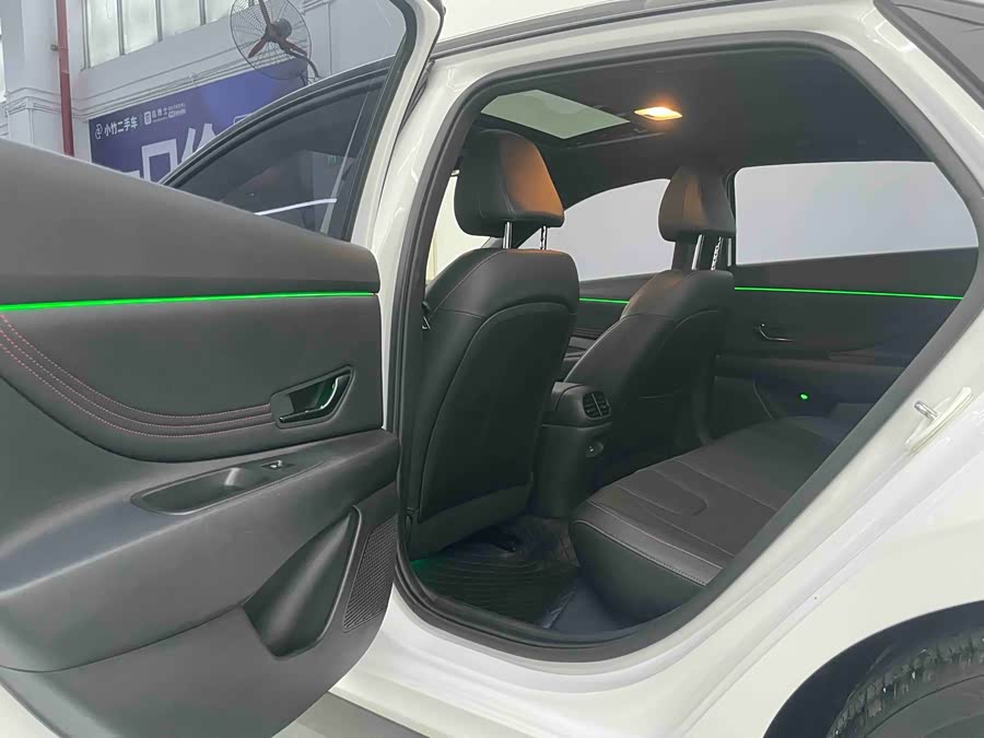 Hyundai Elantra 2023 car image #20