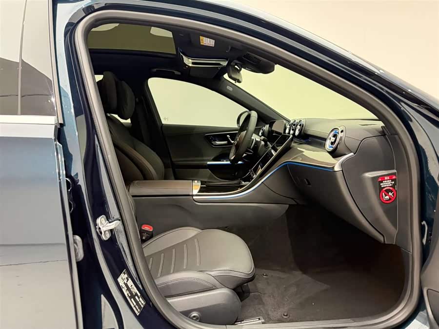 Mercedes-Benz C Class 2024 #20 Mercedes-Benz C Class 2024 car image #20