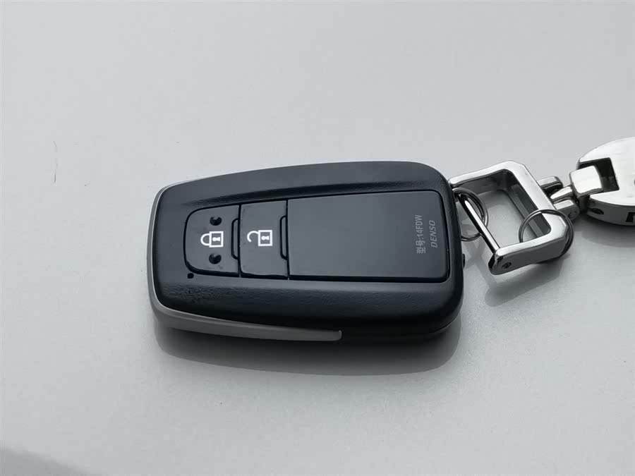 Toyota C-HR 2021 immagine di auto #20