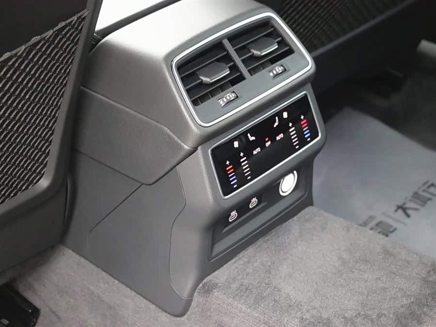 Audi A6L 2023 immagine di auto #20