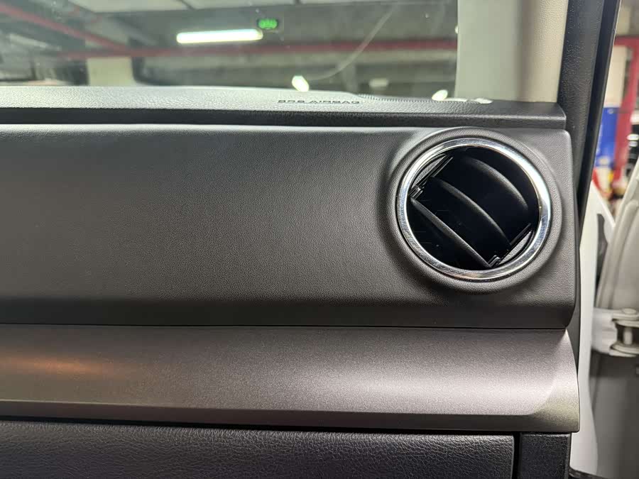 Toyota Tundra 2018 immagine di auto #20