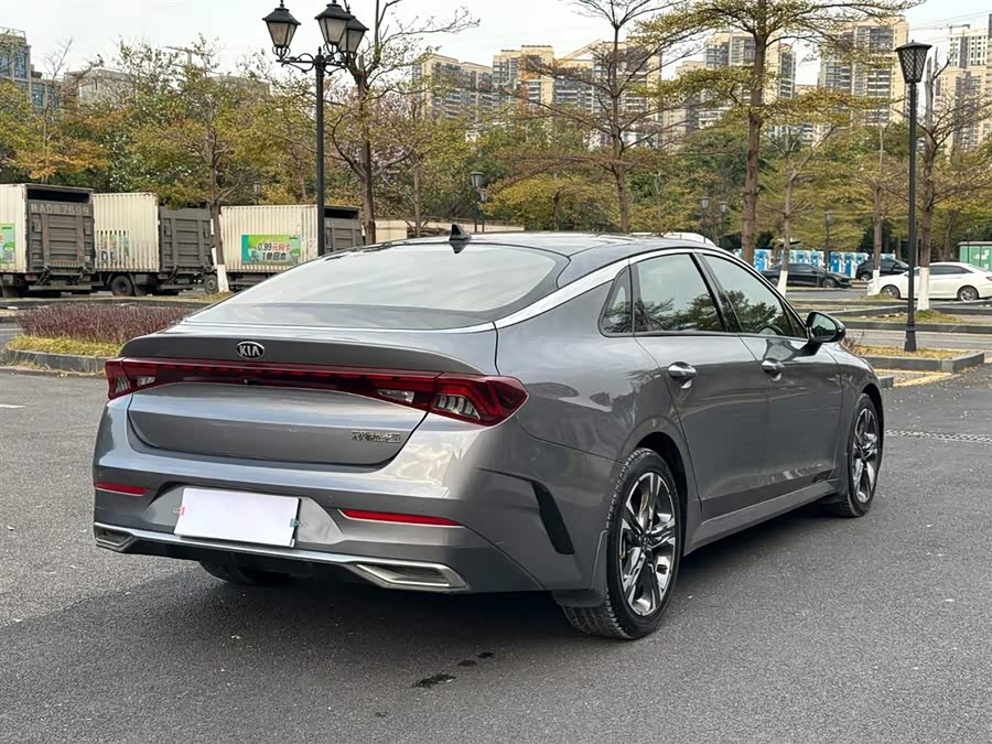 Kia K5 2021 صورة سيارة #20