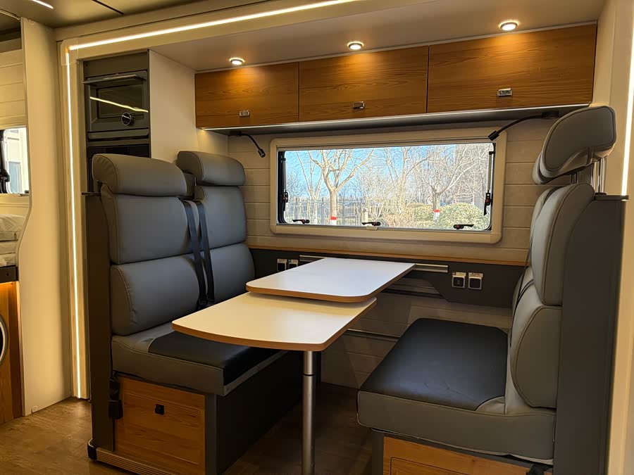 Ford Transit T8 2025 #20 Ford Transit T8 2025 car image #20