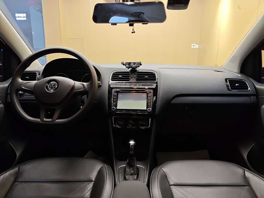 Volkswagen Polo 2014 #20 Volkswagen Polo 2014 car image #20