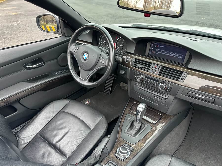 BMW 3 Series (Imported) 2010 car image #20