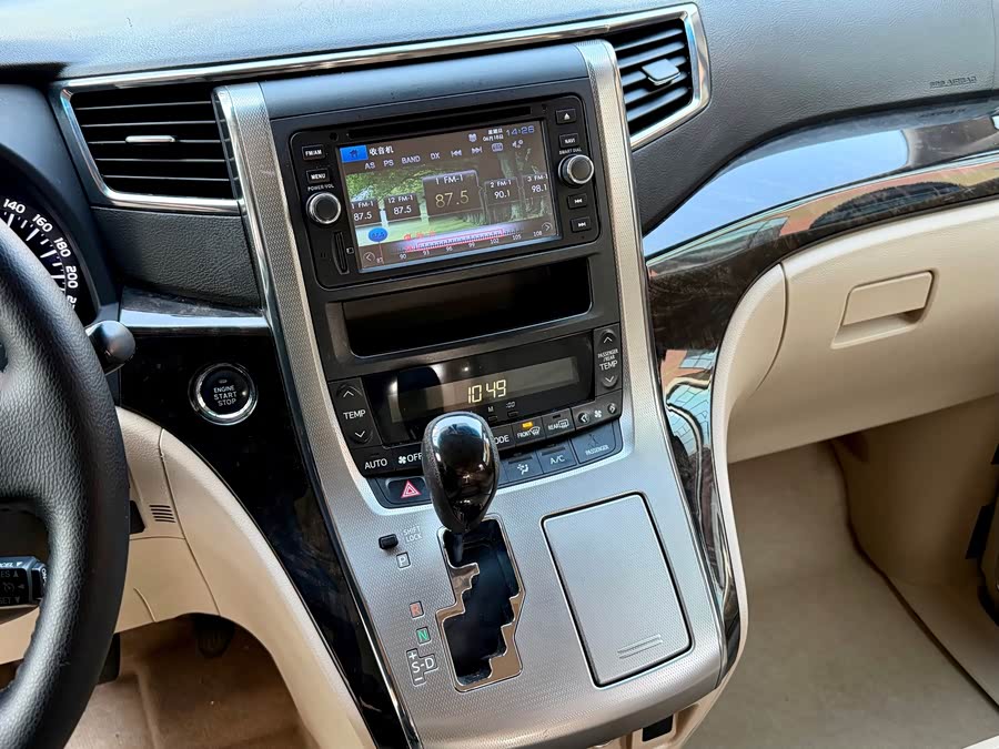 Toyota Alphard 2014 immagine di auto #20