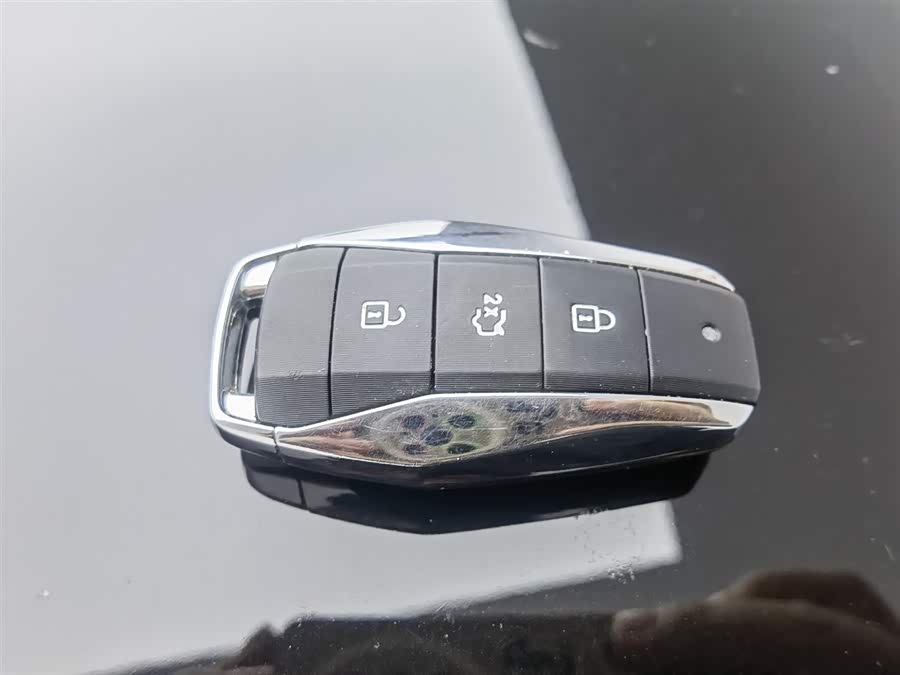 JAC X8 PLUS 2024 #20 JAC X8 PLUS 2024 car image #20