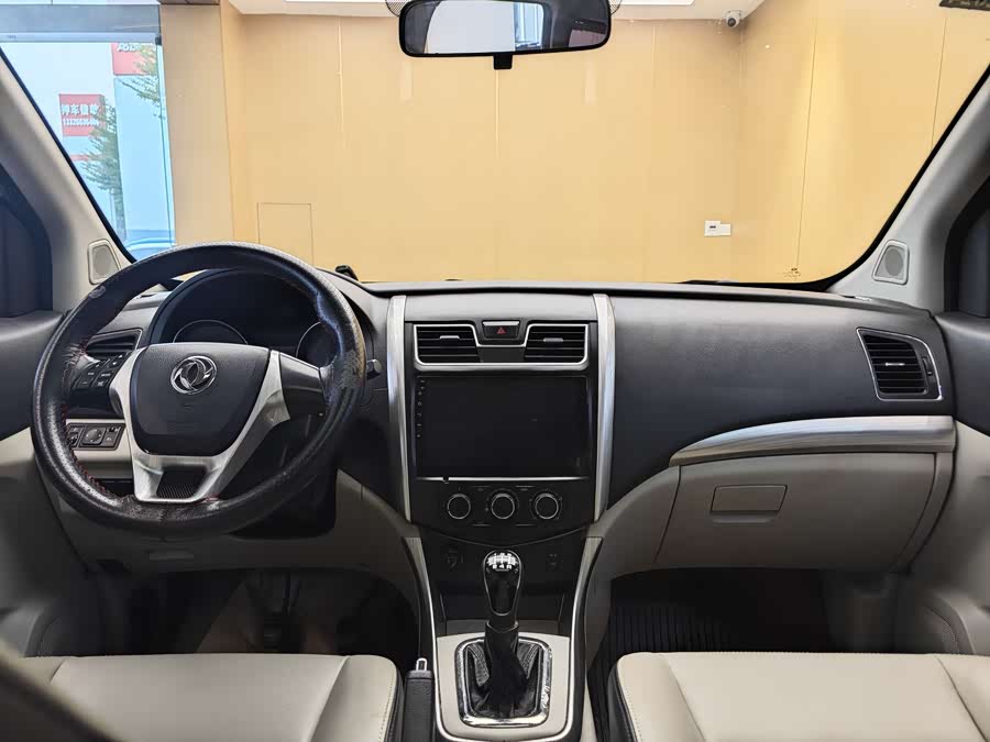 Forthing S500 2016 car image #20