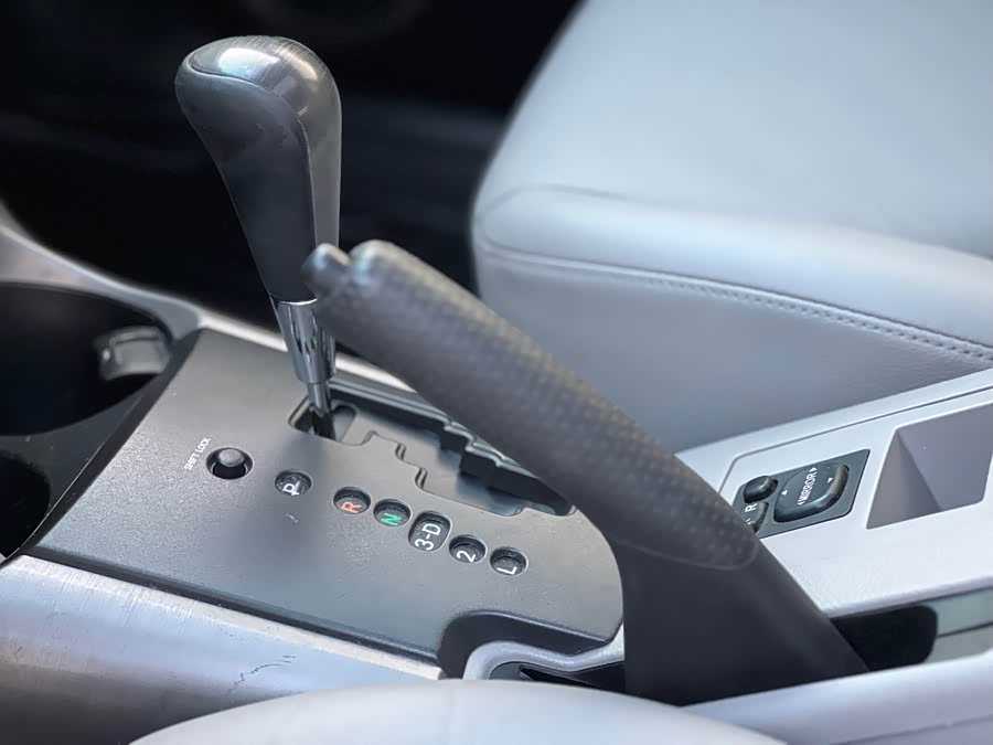 Toyota RAV4 (Imported) 2008 #20 Toyota RAV4 (Imported) 2008 immagine di auto #20