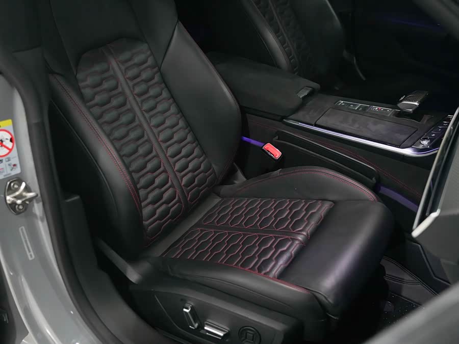 Audi RS 7 2021 car image #20