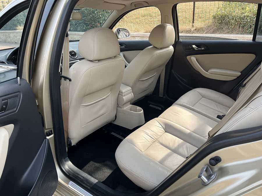 Volkswagen Lavida 2012 #20 Volkswagen Lavida 2012 car image #20