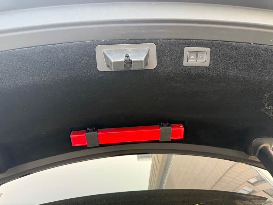 BYD Han 2025 car image #20