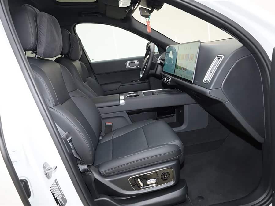 Li L9 2023 صورة سيارة #20