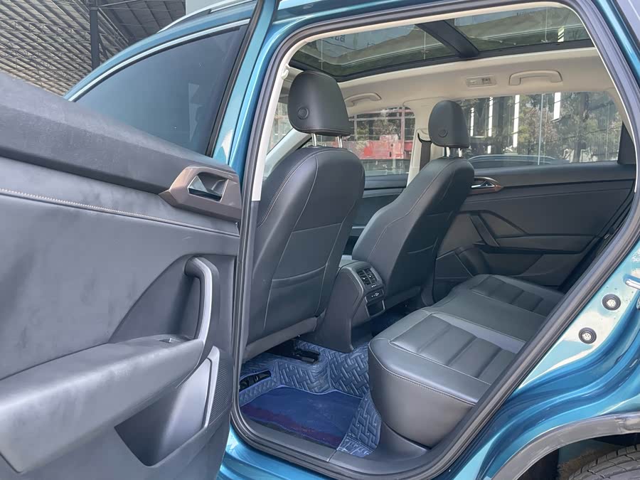 Volkswagen Tharu 2022 car image #20