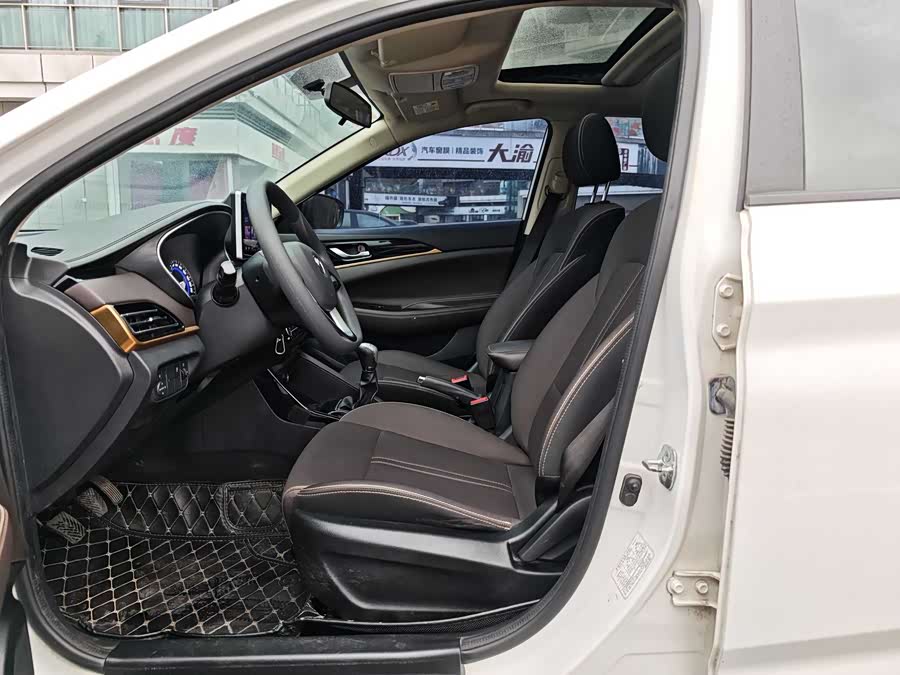 Changan Eado DT 2018 #20 Changan Eado DT 2018 car image #20