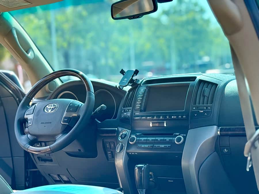 Toyota Land Cruiser 2008 car image #20