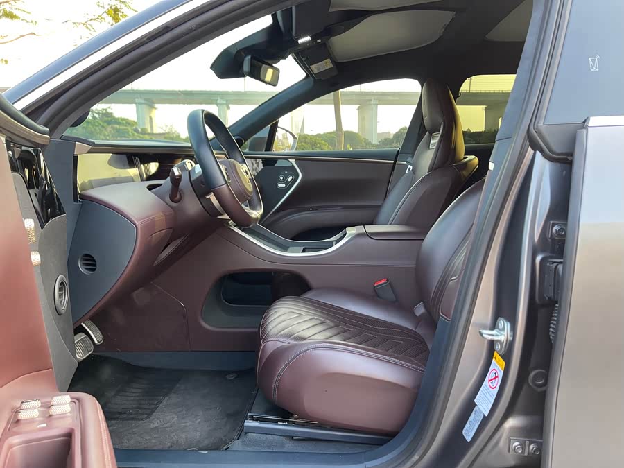 Avatr 11 2023 immagine di auto #20