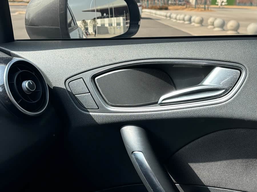 Audi A1 2014 car image #20