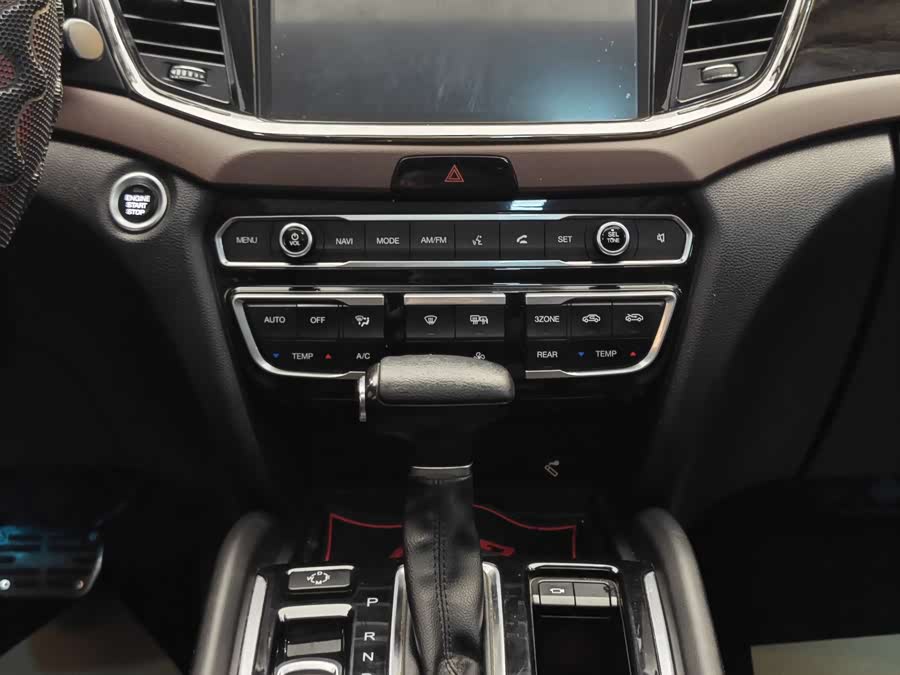 GAC Trumpchi GS8 2017 car image #20