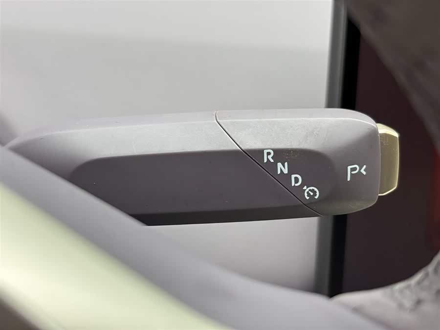 Avatr 06 2025 car image #20