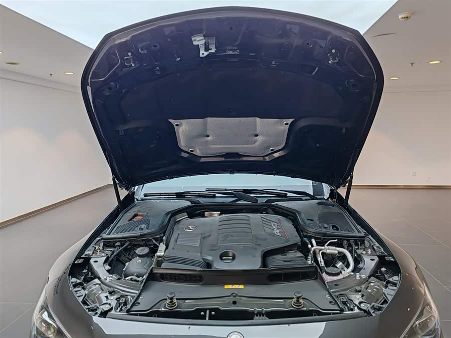 奔驰 AMG GT 2025 #20 奔驰 AMG GT 2025 汽车图片 #20