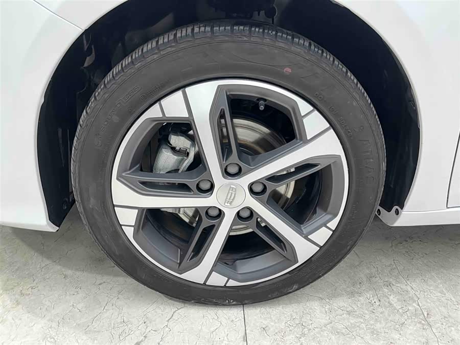 GEELY Emgrand L 2022 صورة سيارة #20