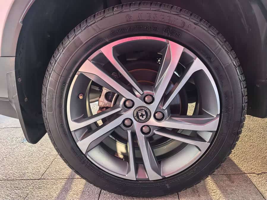 GEELY Coolray 2021 #20 GEELY Coolray 2021 car image #20