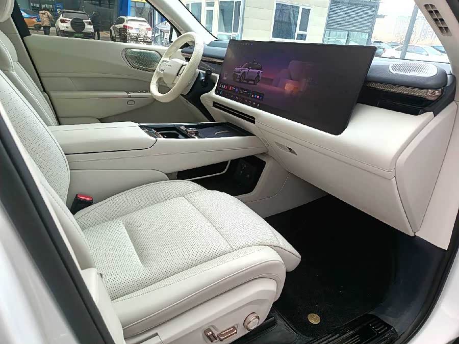 Lynk & Co 900 2025 immagine di auto #20